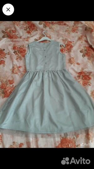 На праздник платье для девочки