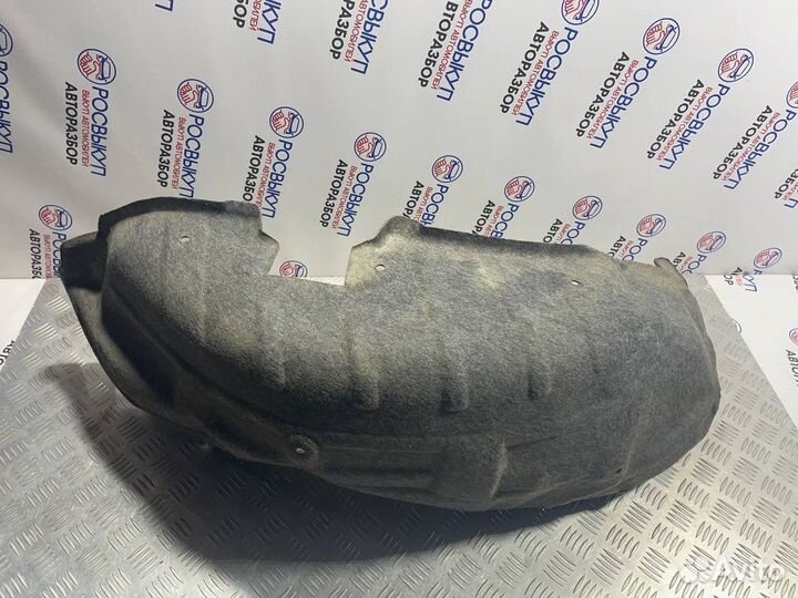 Подкрылок (локер ) Peugeot 4007 I (2007–2014)