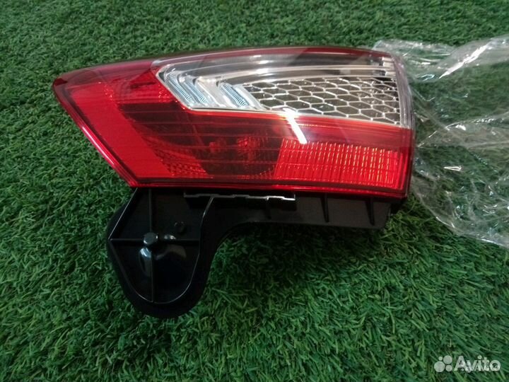 Фонарь правый внутренний Форд Мондео 4 новый