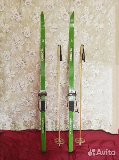 Лыжи деревянные СССР подростковые Юность