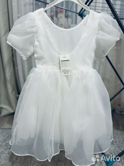 Новое нарядное платье на утренник 110