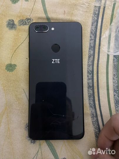 ZTE Blade V9, 3/32 ГБ