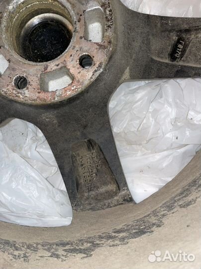 Скад Адмирал R18 Hyundai ix35