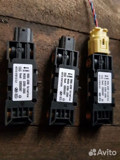 Датчик Airbag Kia sportage 2 до 2010г