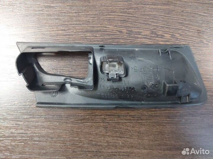 Накладка двери Bmw X5 4.8I E70 N62N 4.8I 2008