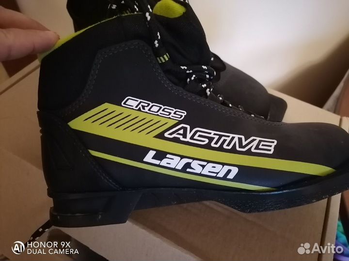 Лыжные ботинки