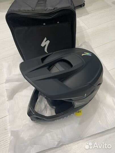 Велошлем Specialized Dissident 2