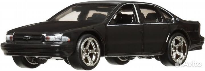 Коллекционная машинка Hot Wheels Chevy Impala SS