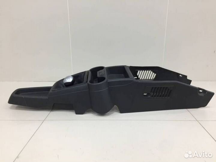 Консоль центральная LADA Granta 2011