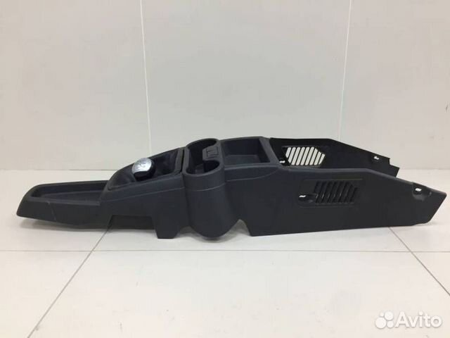 Консоль центральная LADA Granta 2011