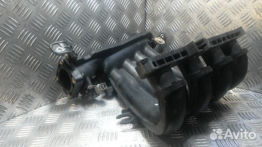 Впускной коллектор бензиновый nissan note E11 (98K