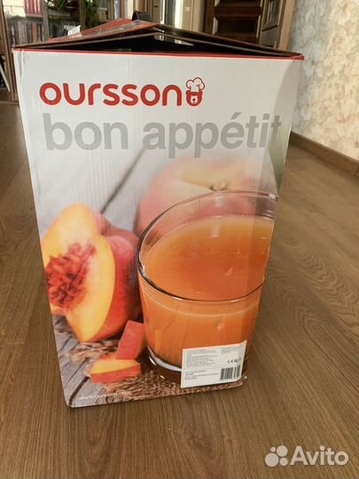 Соковыжималка Oursson (Швейцария)