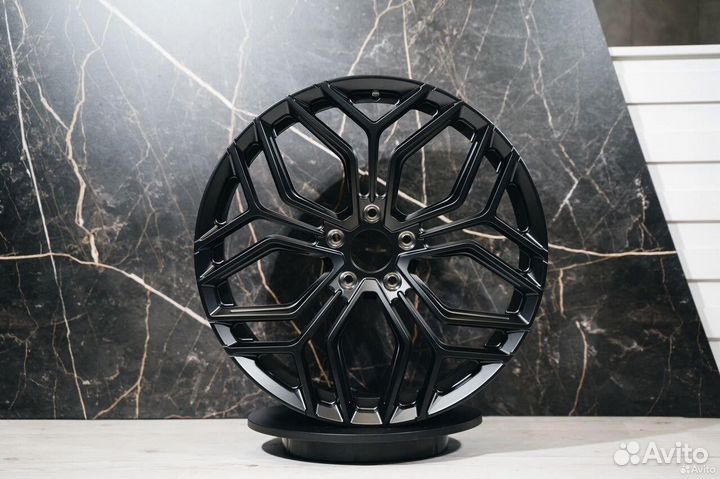 Кованные диски R22 Audi Q7