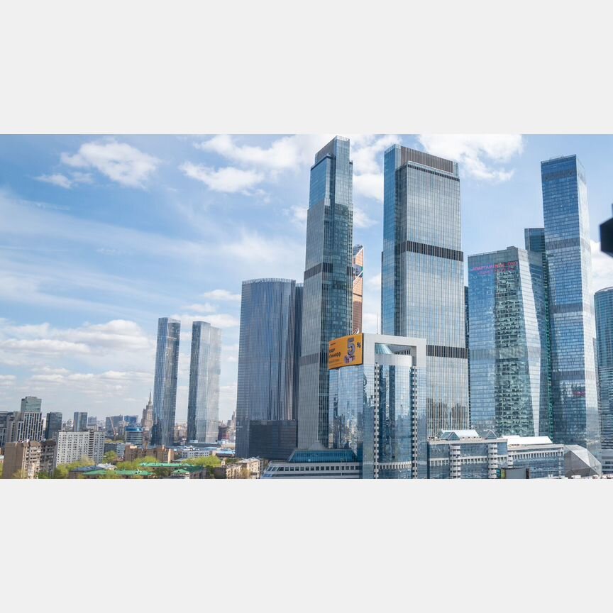 4-к. квартира, 118 м², 16/41 эт.