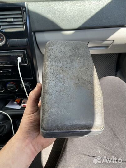 Подлокотник priora 1