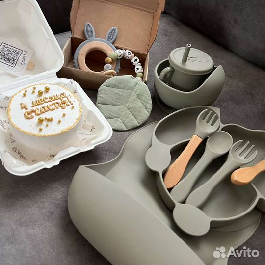 Детская посуда из силикона с присосками