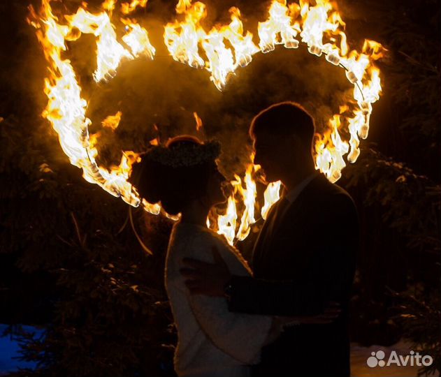 Огненное сердце для фотосессии