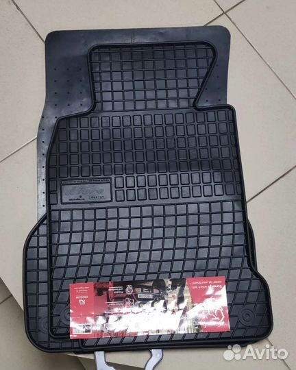 Bmw 5 e39 Резиновые коврики (полики)