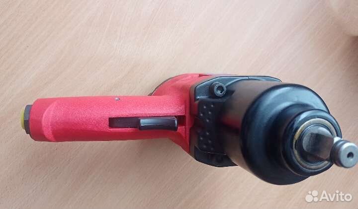 Пневмогайковерт 1290Нм 1/2