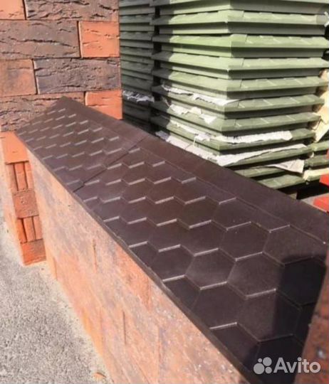 Колпаки на столбы забора