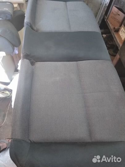 Задний диван Форрестер 2