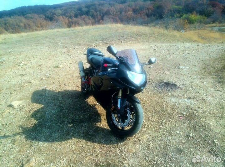 Suzuki gsxr 750
