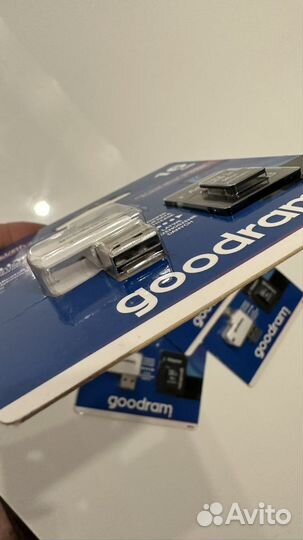Карта памяти 16gb micro sd goodram + USB адаптер