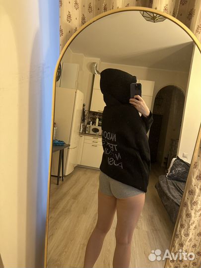 Худи nado bylo tebya srazu nahui poslat