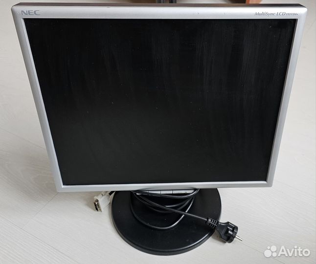 Монитор NEC Multisync LCD195VXM+