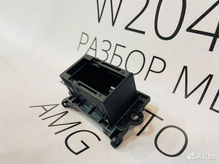 Крышка OBD Mercedes W204