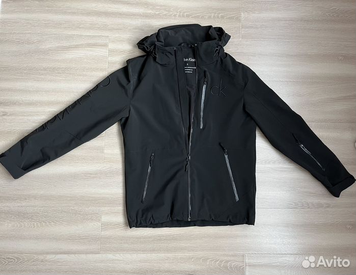 Calvin klein куртка