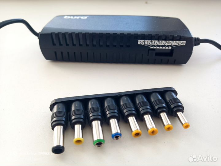 Зарядное устройство универсальное для ноутбуков
