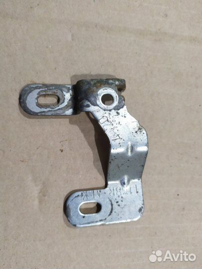 Кронштейн Nissan Terrano F4R 2021