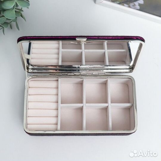 Шкатулка кожзам для украшений 'Мелкие квадратики