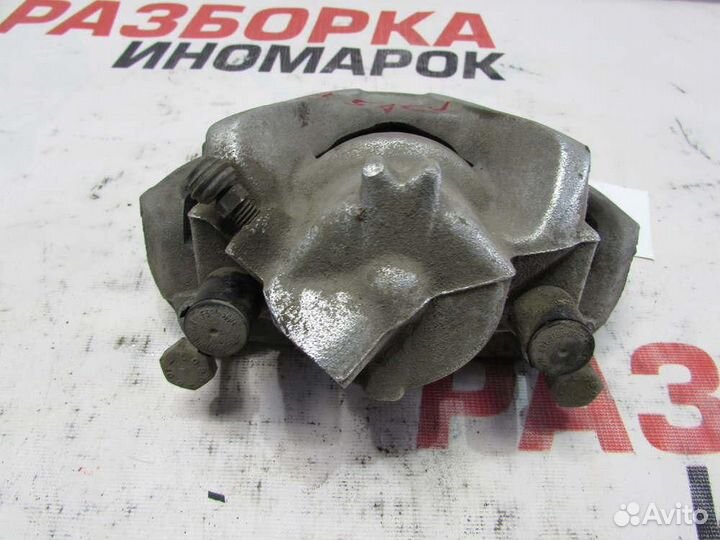 Суппорт передний левый для Renault Fluence 2010