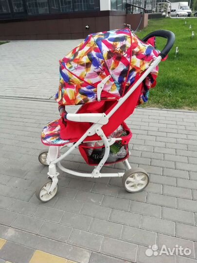 Прогулочная коляска