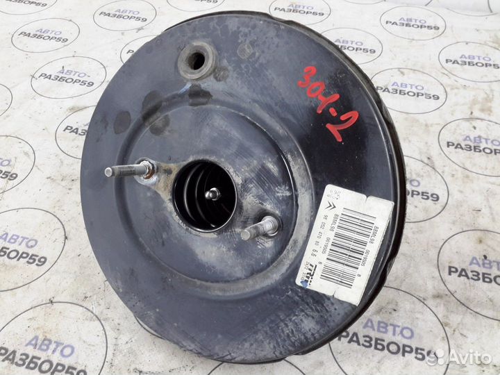 Вакуумник Peugeot 301