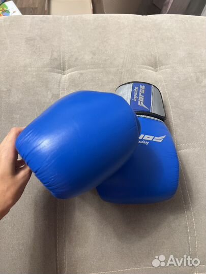 Боксерские перчатки 12 oz кожа