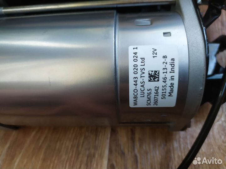 Компрессор пневмоподвески на Audi Q7,VW Touareg