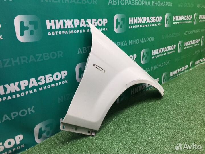 Крыло переднее правое Mercedes C Class W204