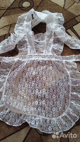 Белый школьный фартук