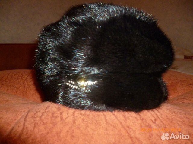 Берет из норки