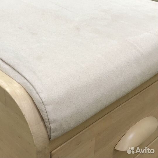 Тумба Дэми из массива берёзы с пуфом