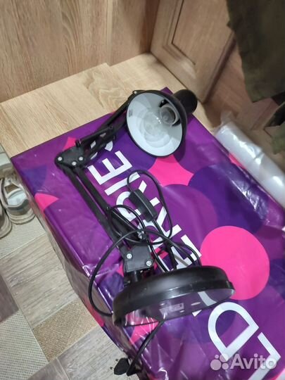 Лампа настольная