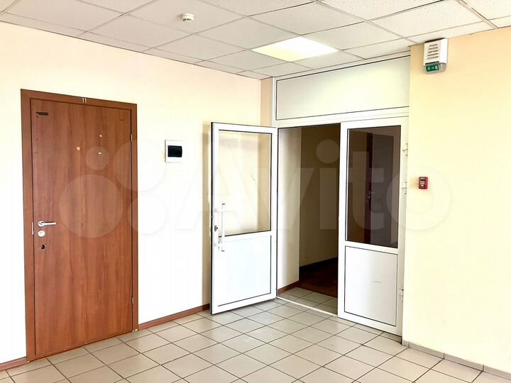 Свободного назначения, 300 м²