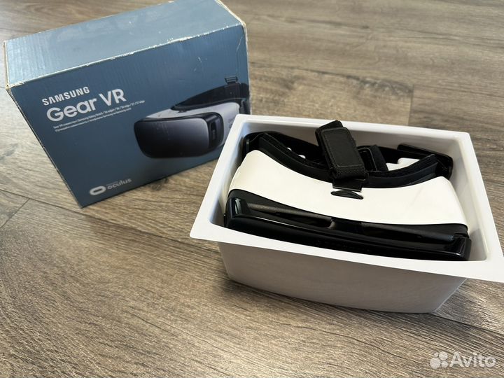 Очки samsung Gear VR(SM-R322)