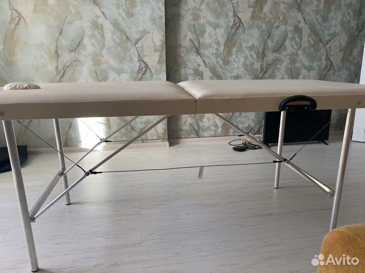 Массажный стол складной с вырезом