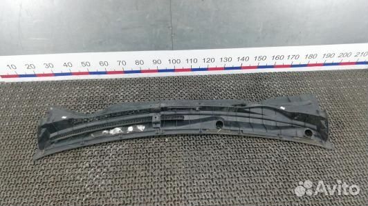 Накладка декоративная (жабо, дождевик) toyota coro