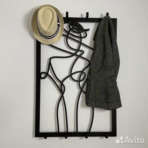 Вешалка для одежды настенная