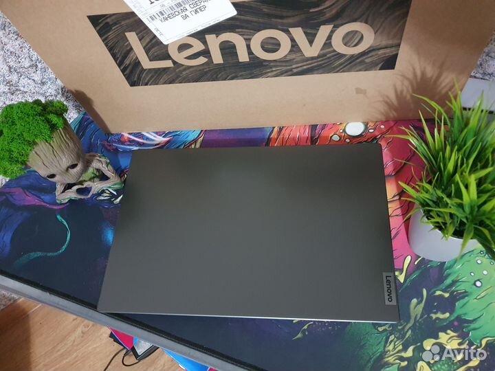 Свежий шустрый Lenovo Core i3 Full HD SSD